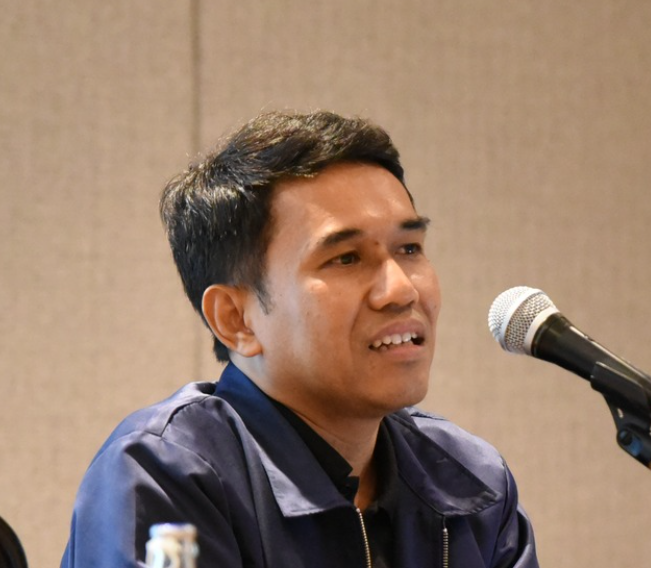 โยธิน สมสกุล